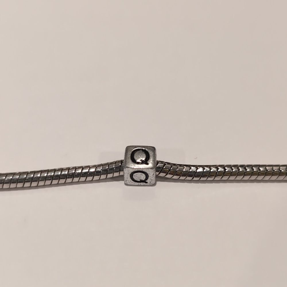 Silver Q Spacer Charm for Pandora‎ Style Bracelet - Picture 3 of 5